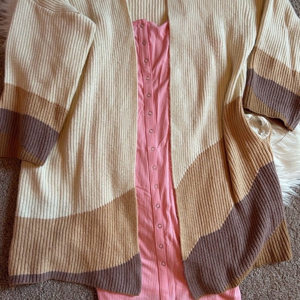 Open-Front Colorblock Ribbed Cardigan Sweater - Picture 2 of 9